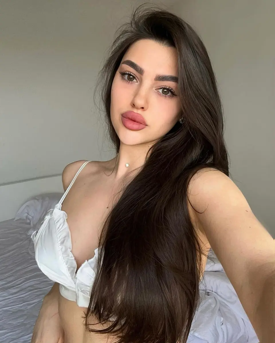 Amalia escort in Dubai