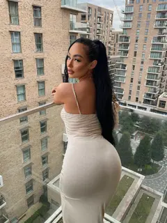 Candy escort in Dubai