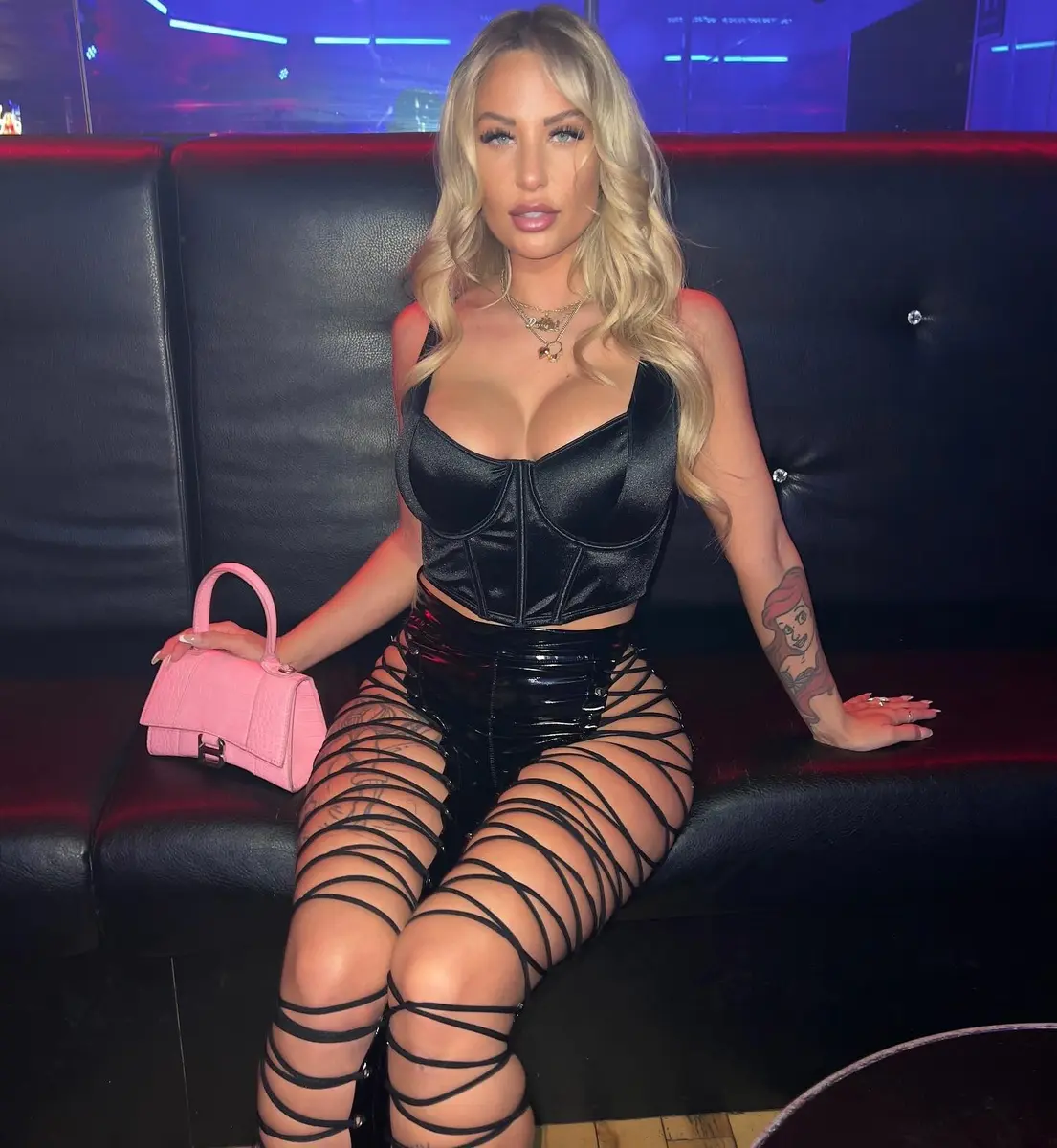 Cassandra escort in Dubai