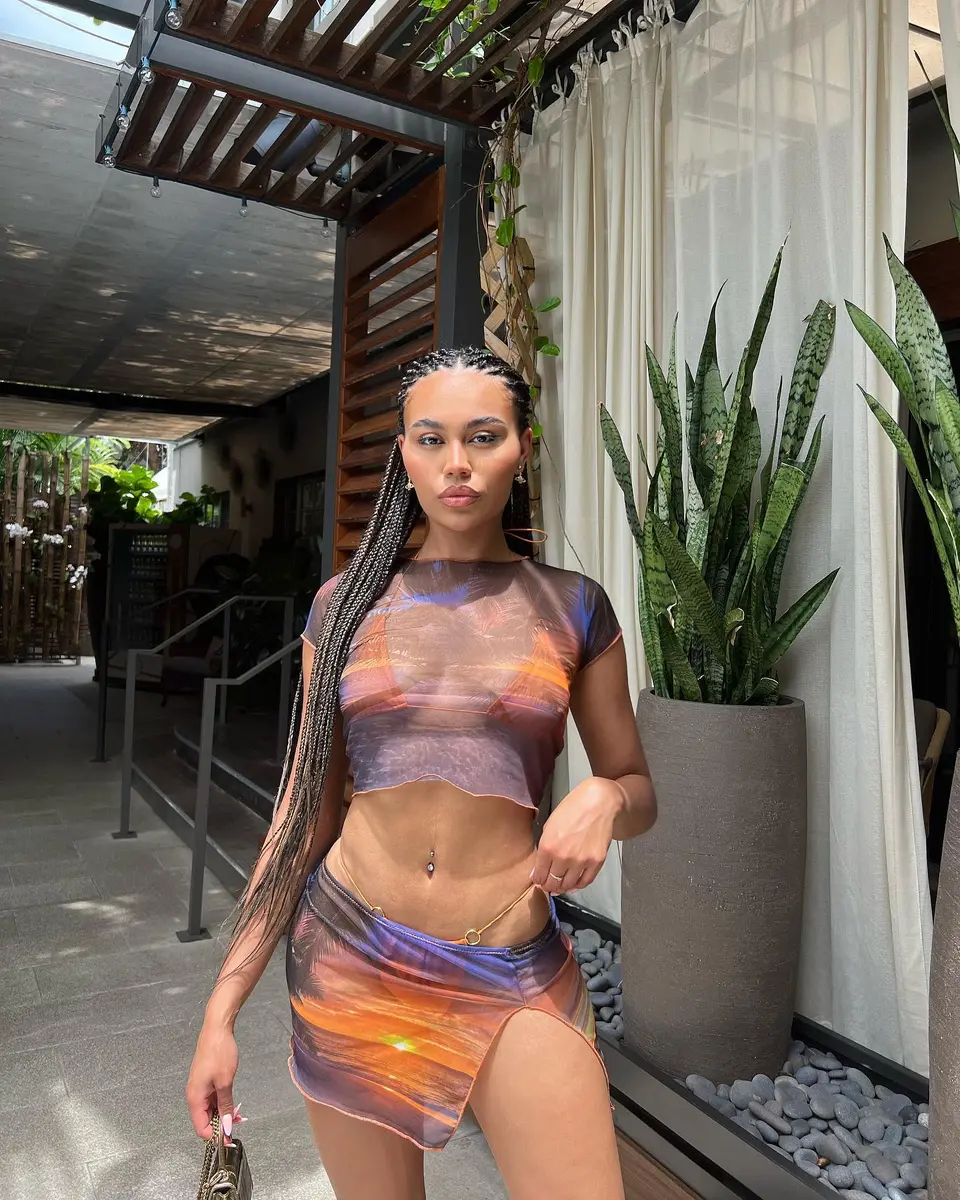 Ella escort in Dubai