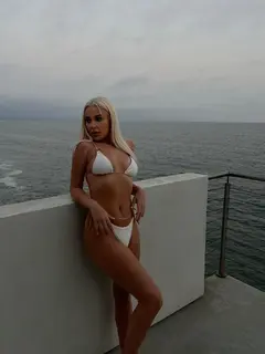 Lina escort in Dubai