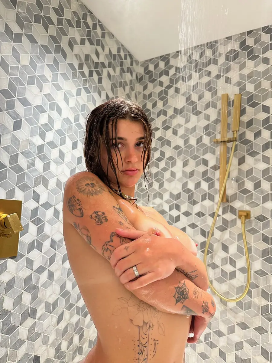Ramona escort in Dubai
