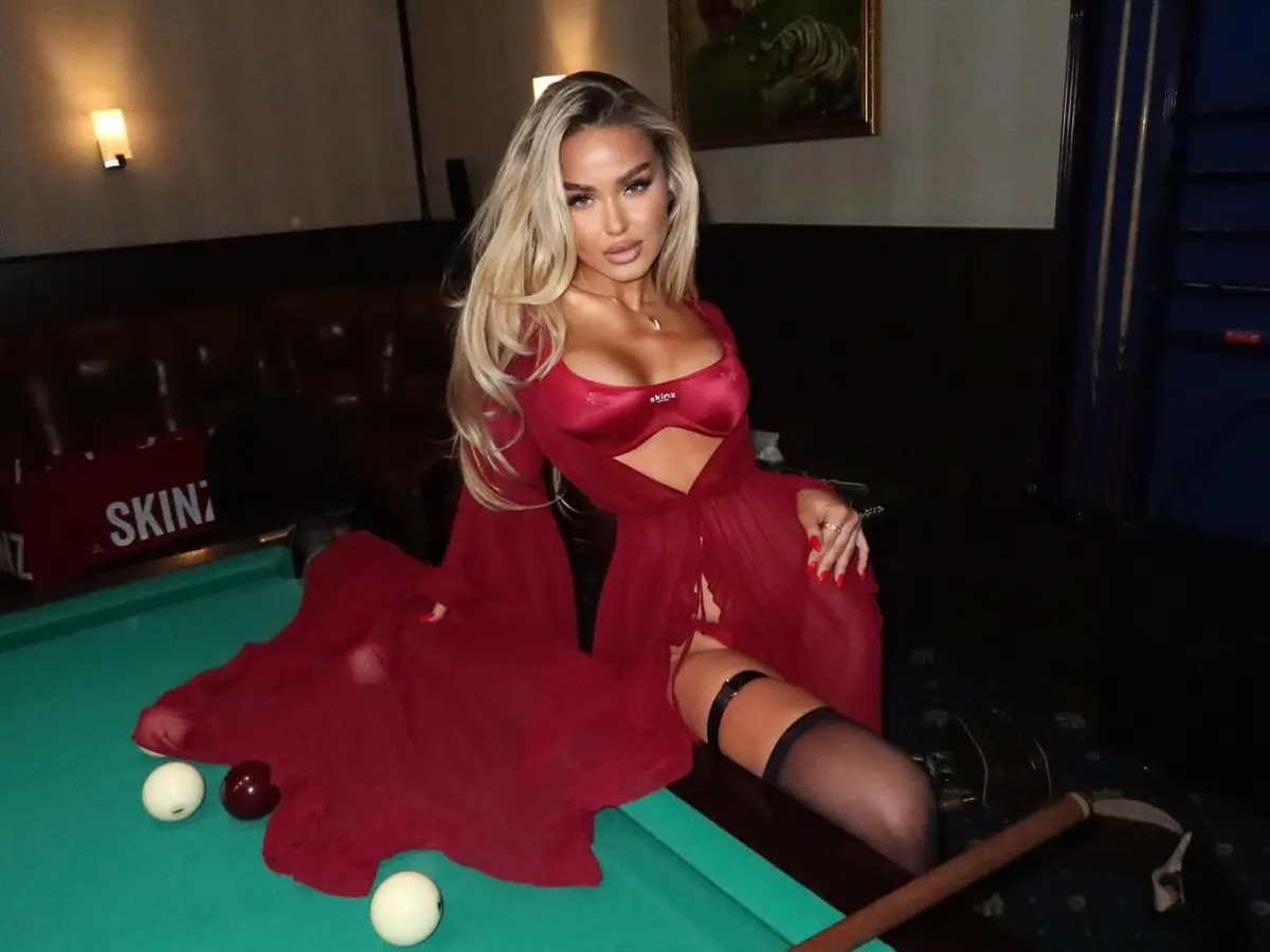 Zhana escort in Dubai